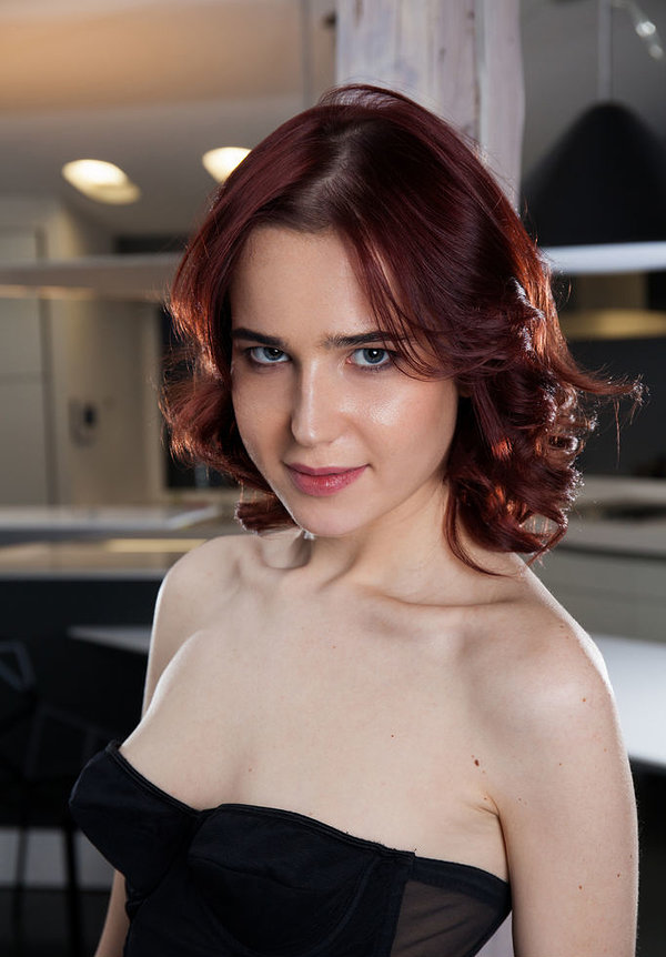 Оксана, 24 года, 0 размер груди